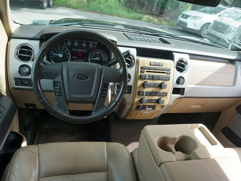 Used 2011 Ford F150 Lariat RWD image 5