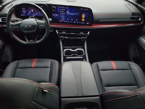 Used 2024 Chevrolet Traverse RS w/ LPO, Floor Liner Package FWD image 14