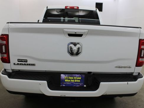 Used 2024 RAM 2500 Laramie AWD/4WD image 4