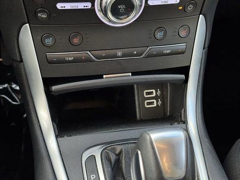 Certified 2018 Ford Edge Titanium w/ Equipment Group 302A image 14