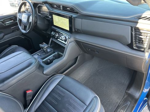 Used 2023 GMC Sierra 1500 AT4X image 29