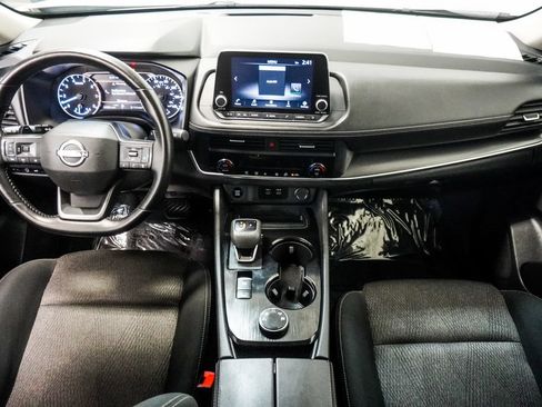 Used 2025 Nissan Rogue SV AWD/4WD image 11