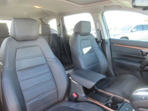 Used 2022 Honda CR-V Touring image 9