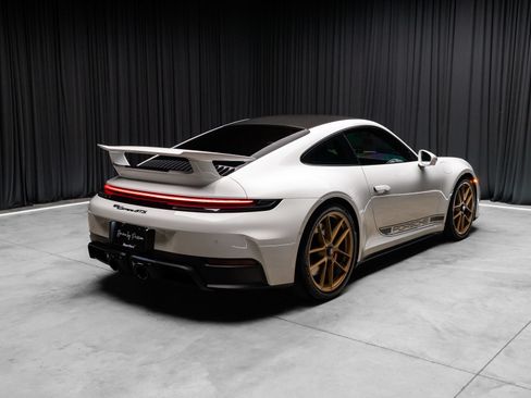 Used 2026 Porsche 911 Carrera GTS RWD image 37