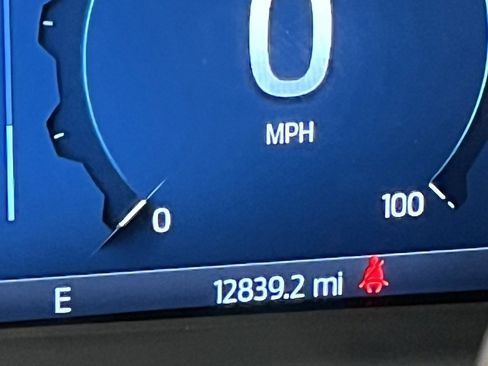 Used 2025 Ford F450 Lariat w/ FX4 Off-Road Package image 16