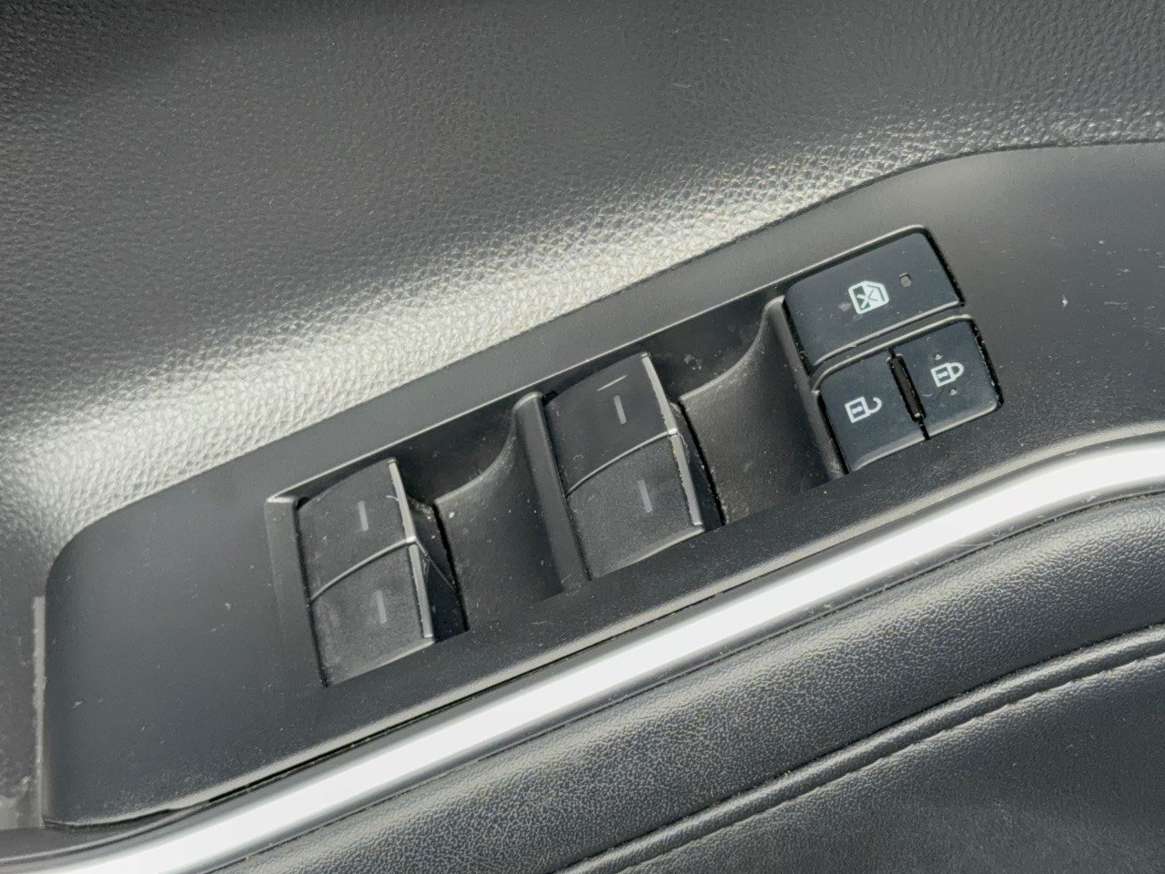 Certified 2021 Toyota Highlander Platinum FWD image 15
