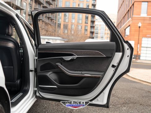 Used 2021 Audi A8 L 3.0T w/ Executive Plus Package image 46