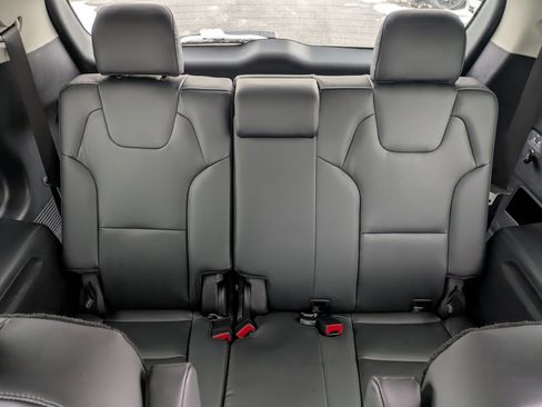 New 2025 Kia Telluride S image 9