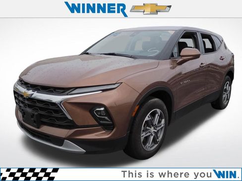 Certified 2023 Chevrolet Blazer LT AWD/4WD image 1