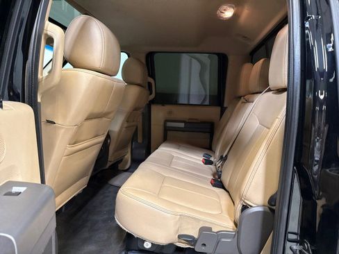 Used 2016 Ford F250 Lariat w/ Lariat Ultimate Package image 37