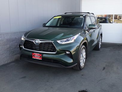 Used 2023 Toyota Highlander Limited