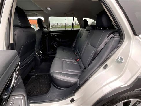 Used 2023 Subaru Outback Limited AWD/4WD image 28