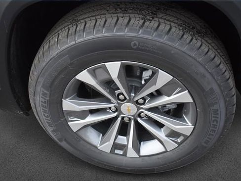 New 2026 Chevrolet Equinox LT image 12