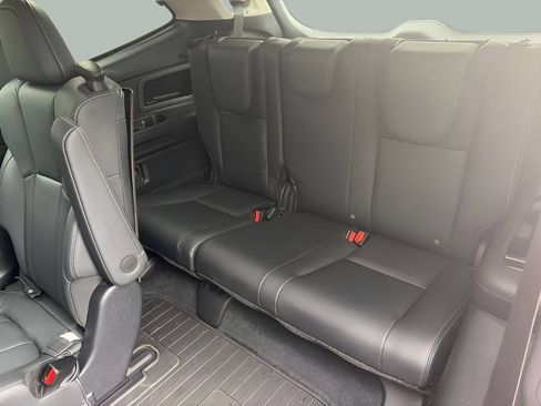 Used 2023 Subaru Ascent Limited AWD/4WD image 18
