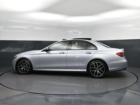 Used 2023 Mercedes-Benz E 350 Sedan image 4