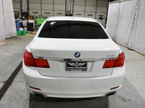 Used 2012 BMW 740i RWD image 29