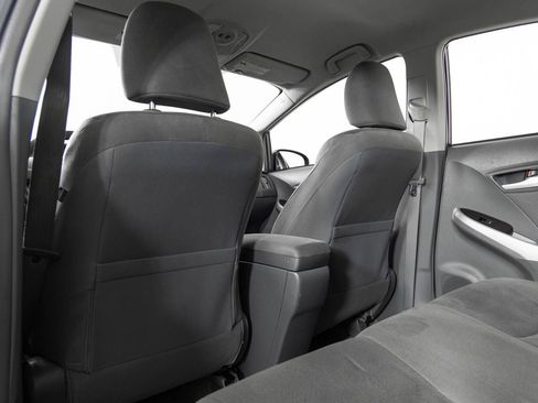 Used 2011 Toyota Prius Two image 19