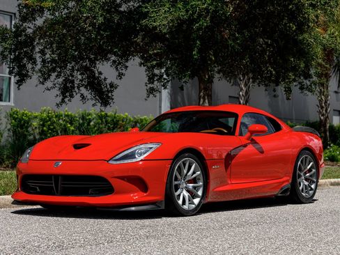 Used 2014 SRT Viper GTS w/ GTS Laguna Interior Package RWD image 25