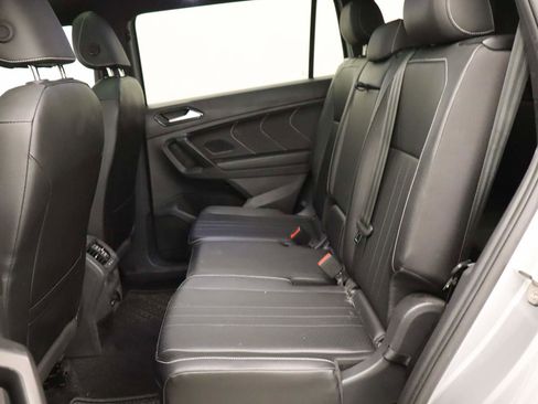 Used 2024 Volkswagen Tiguan SE R-Line image 14