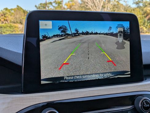 Used 2022 Ford Escape Titanium w/ Titanium Premium Package image 37