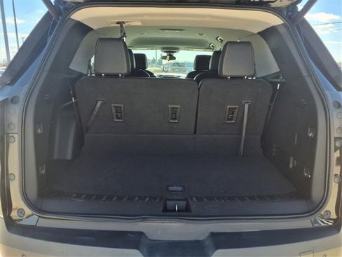Used 2020 Chevrolet Traverse LT w/ Driver Confidence II Package image 20