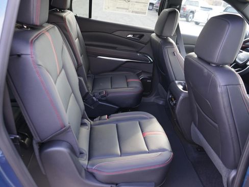 New 2026 Chevrolet Traverse RS image 25