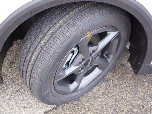 New 2025 Kia K4 LXS image 9