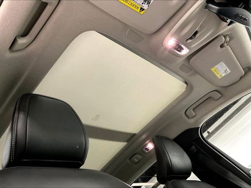 Used 2020 Volvo XC40 T5 Inscription w/ Protection Package Premier image 20