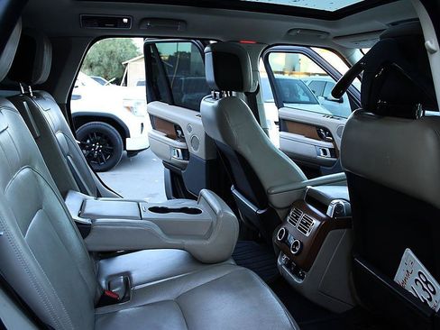 Used 2019 Land Rover Range Rover HSE AWD/4WD image 15