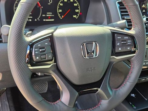 New 2026 Honda Ridgeline Black Edition image 12