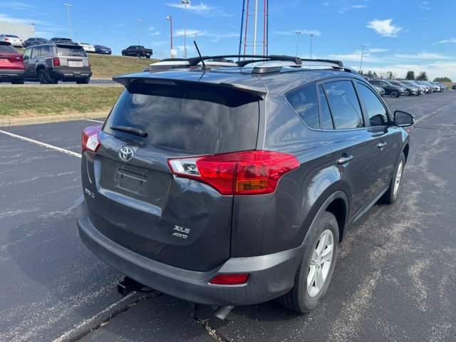 Used 2013 Toyota RAV4 XLE AWD/4WD image 3