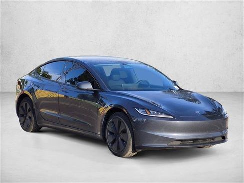 Used 2025 Tesla Model 3 Long Range RWD image 3