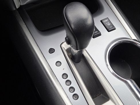 Used 2020 Nissan Pathfinder SL image 31