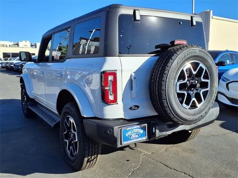 New 2025 Ford Bronco Outer Banks image 4