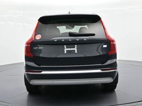 Used 2022 Volvo XC90 T8 Inscription w/ Lounge Package AWD/4WD image 6
