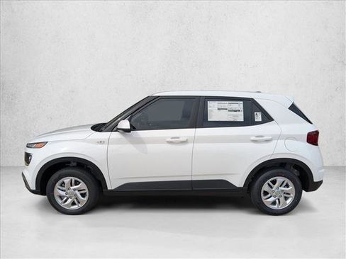 New 2026 Hyundai Venue SE FWD image 5