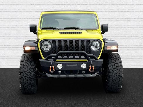 Used 2023 Jeep Gladiator Mojave AWD/4WD image 2