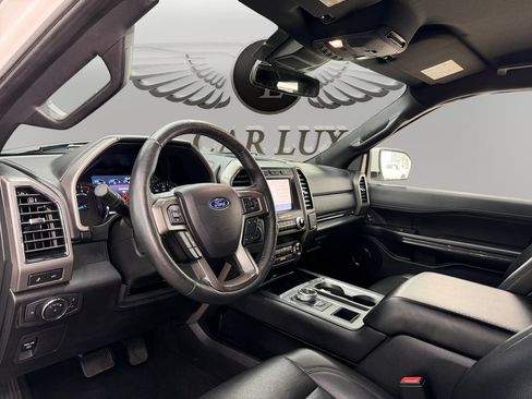 Used 2020 Ford Expedition Max XLT w/ Equipment Group 202A RWD image 19