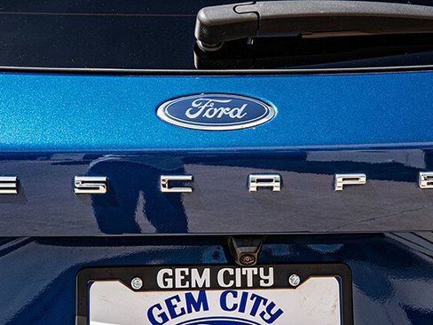 Used 2023 Ford Escape Active w/ Tech Pack #2 AWD/4WD image 17