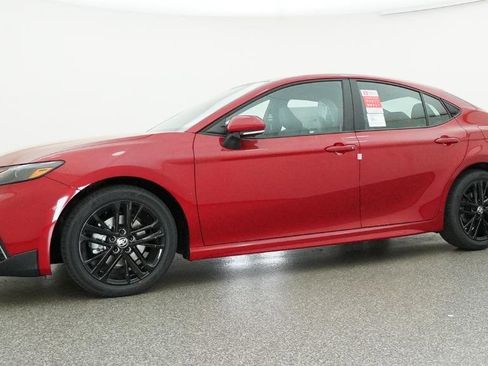 New 2026 Toyota Camry SE image 19