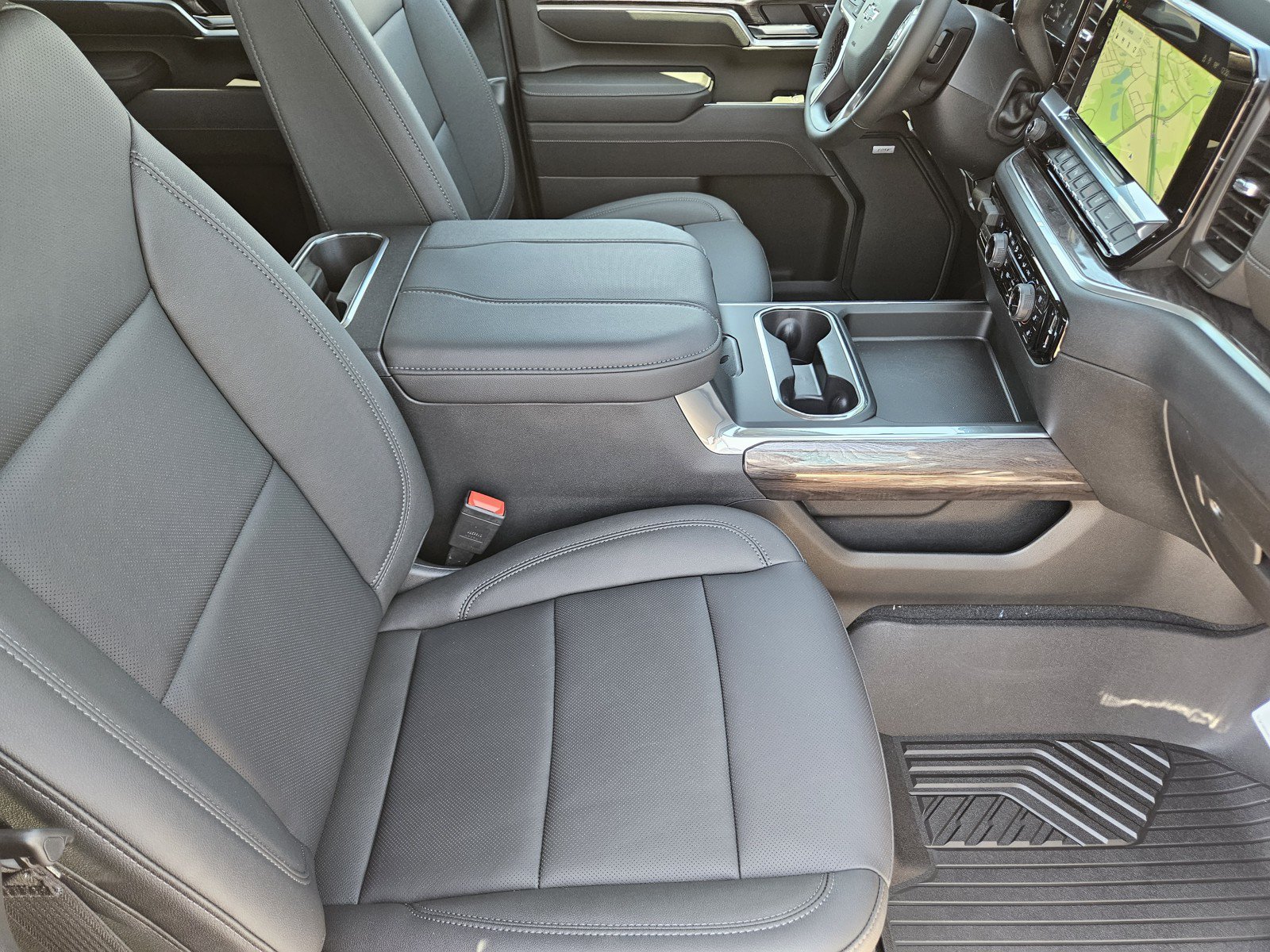 New 2026 Chevrolet Silverado 2500 LTZ w/ LTZ Plus Package AWD/4WD image 10