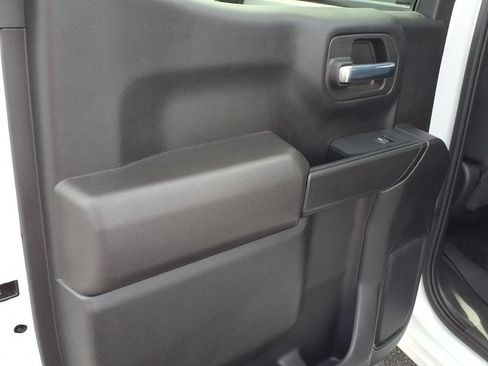 Used 2023 Chevrolet Silverado 1500 Custom w/ LPO, Dark Essentials Package AWD/4WD image 5