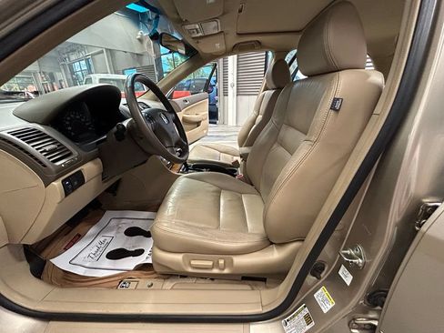 Used 2004 Honda Accord EX image 54