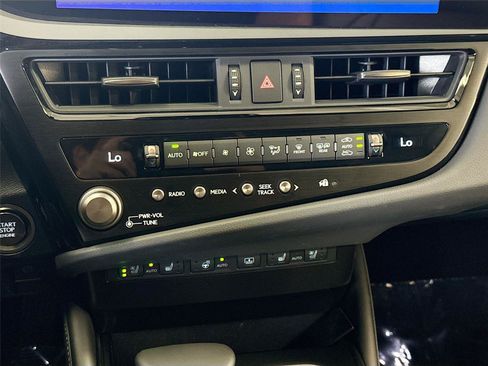 Used 2025 Lexus ES 350 w/ Premium Package FWD image 15