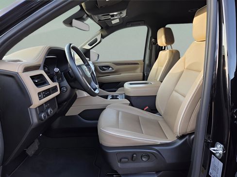 Used 2024 Chevrolet Tahoe Premier image 6