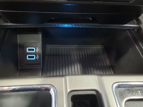 Used 2018 Ford F150 Lariat w/ Equipment Group 502A Luxury AWD/4WD image 24
