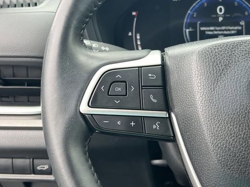 Used 2025 Toyota Grand Highlander FWD image 16