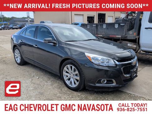 Used 2015 Chevrolet Malibu LTZ FWD image 1