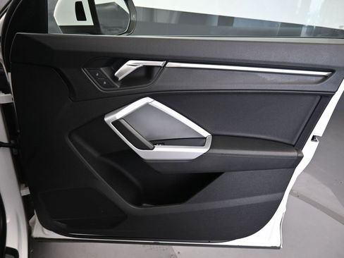 Used 2023 Audi Q3 2.0T Premium image 42