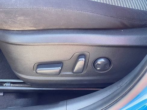 Used 2018 Hyundai Kona SEL w/ SEL Tech Package 02 FWD image 13